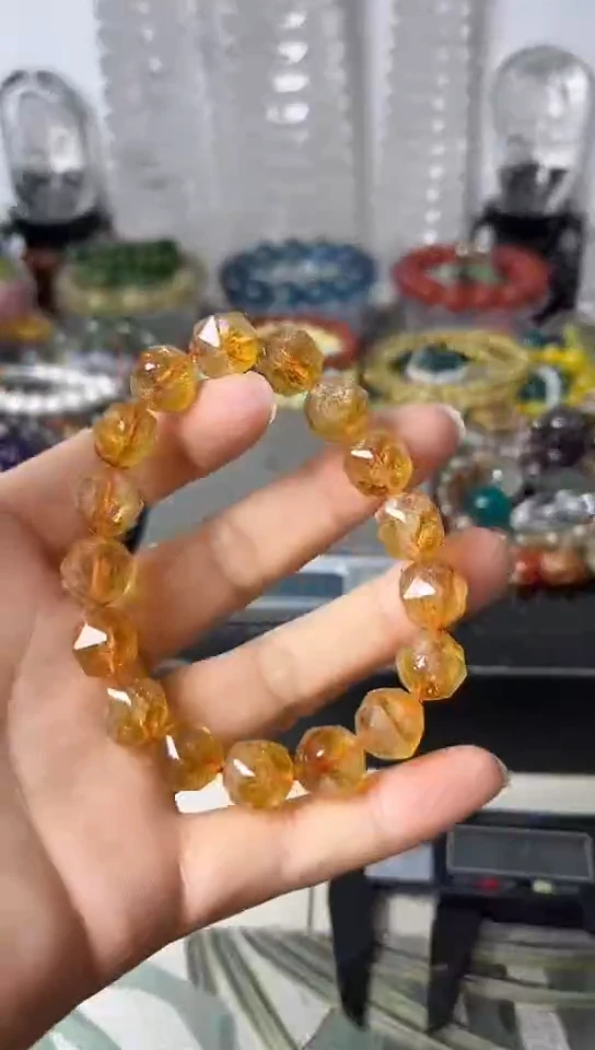 【闪购商品】水晶手链未镶嵌4矿坑微瑕
