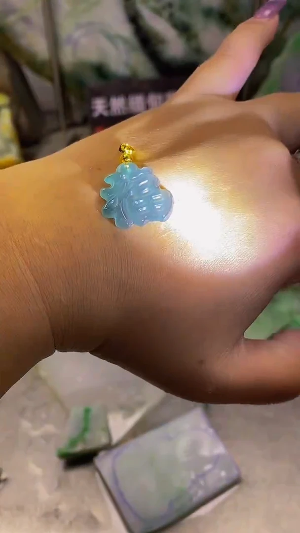 未镶嵌挂件翡翠天然缅甸翡翠A货893