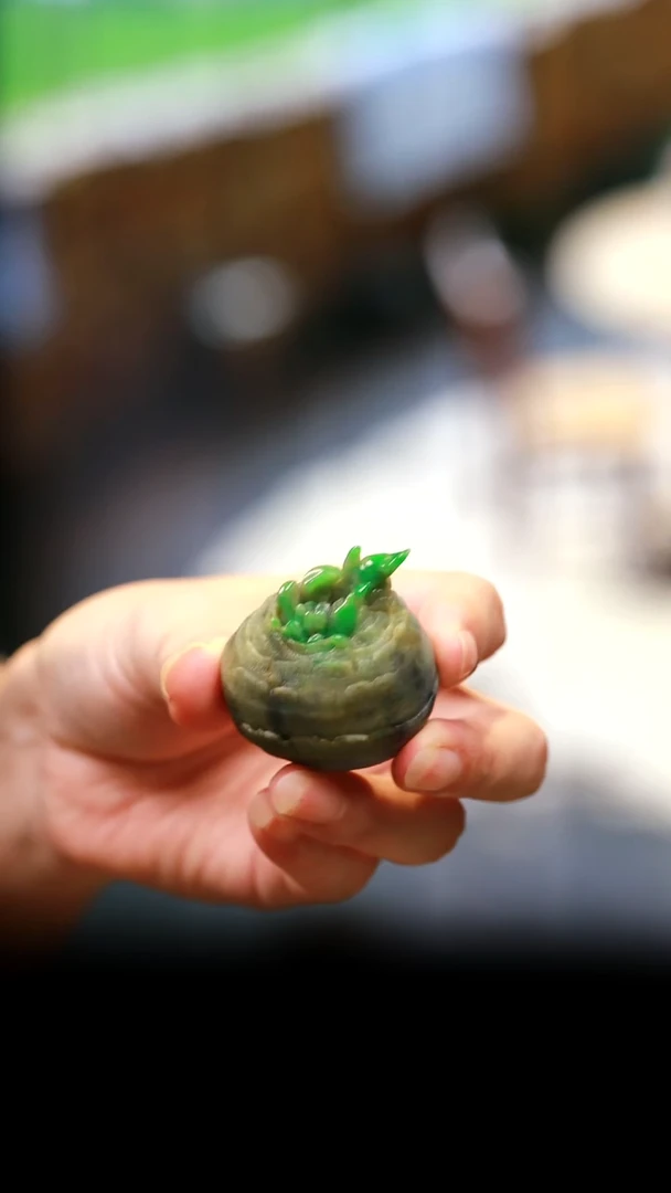 未镶嵌摆件翡翠马蹄