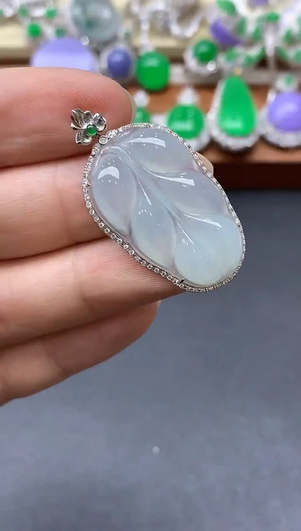 颈饰18K金镶嵌翡翠277-中国好珍宝