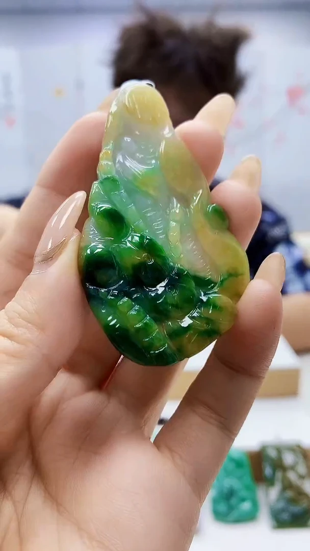未镶嵌定制翡翠4688ty-毛货挂件10