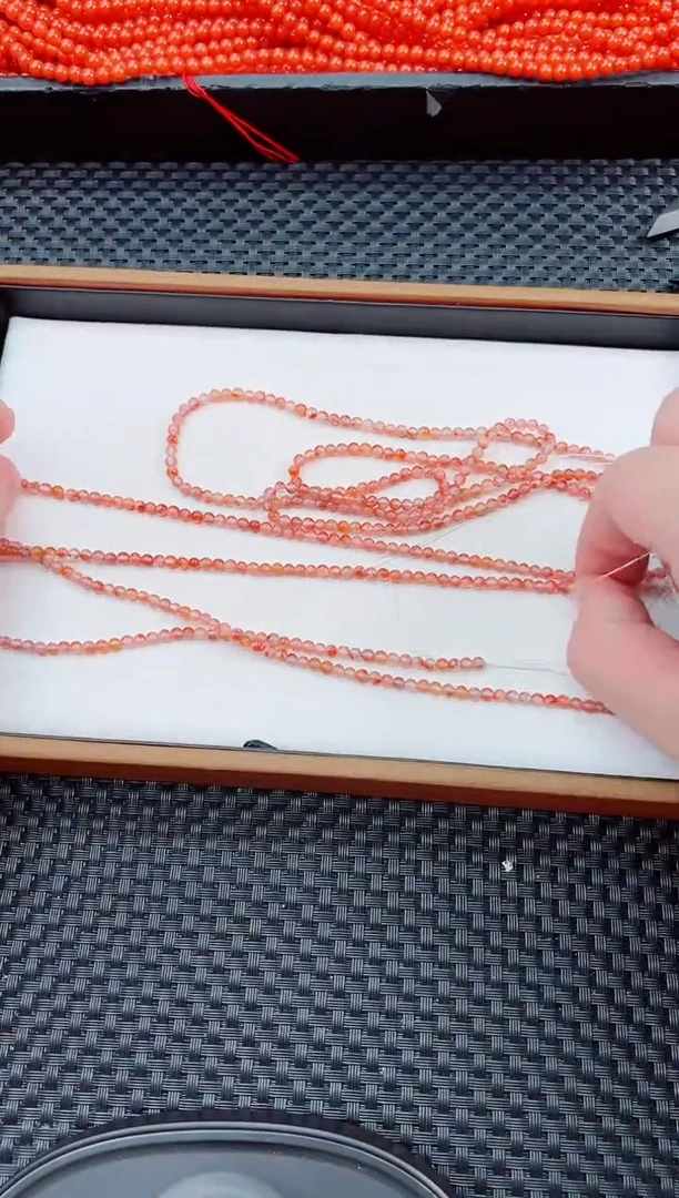 未镶嵌手串南红玛瑙冰飘小米珠卡3+一条38厘米