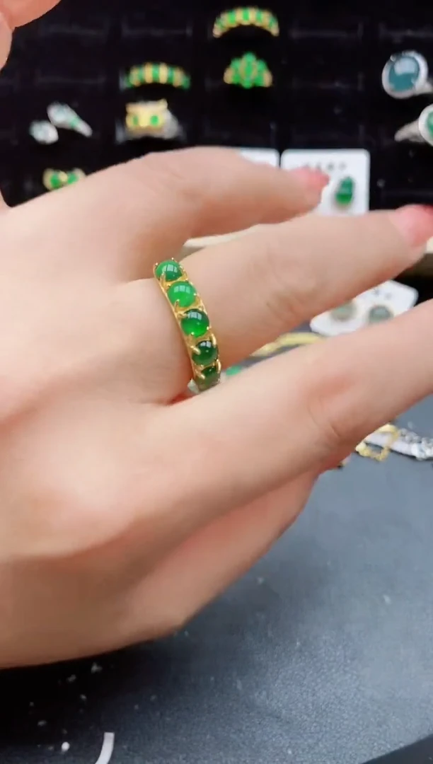【闪购商品】翡翠戒指银S925镶嵌12121