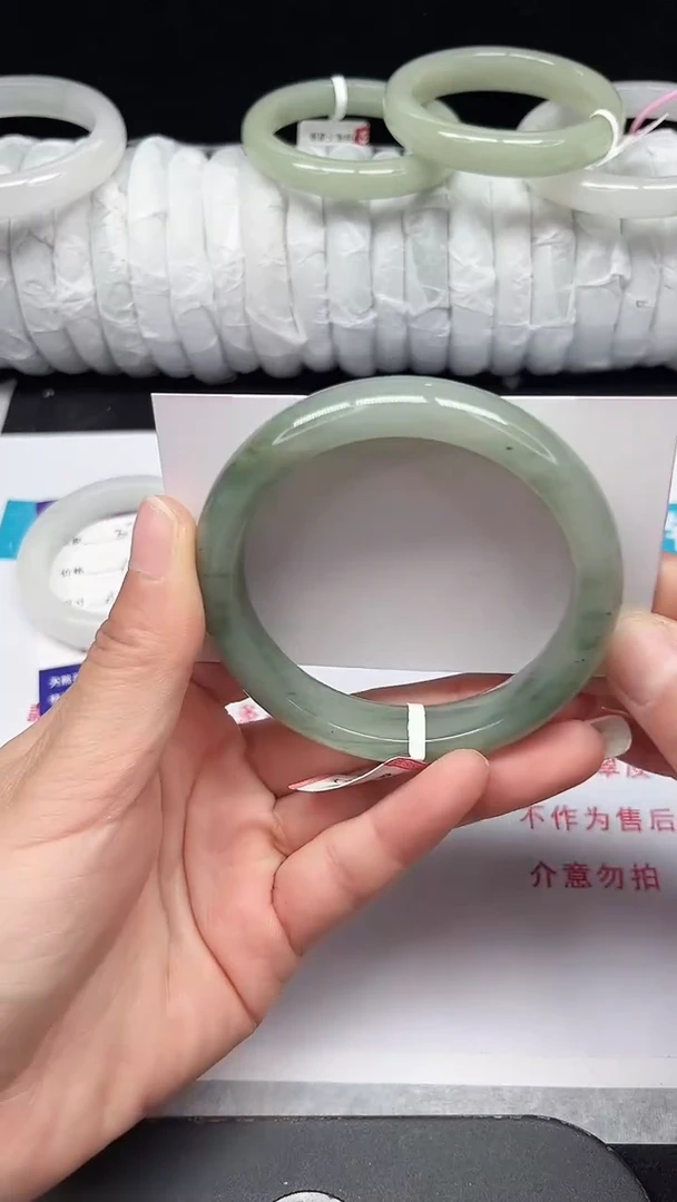 未镶嵌手镯石英质玉38-58/59