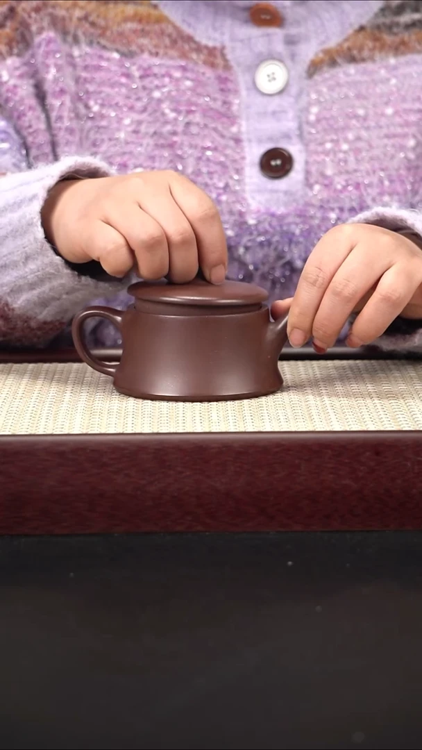 茶壶紫砂紫玉金砂  云柱