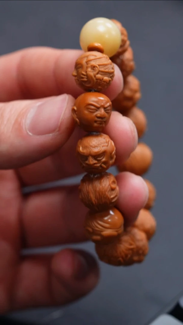 【闪购商品】橄榄核手串/手链*猴头手串