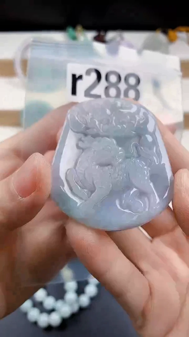 颈饰未镶嵌翡翠天然翡翠吊坠挂件