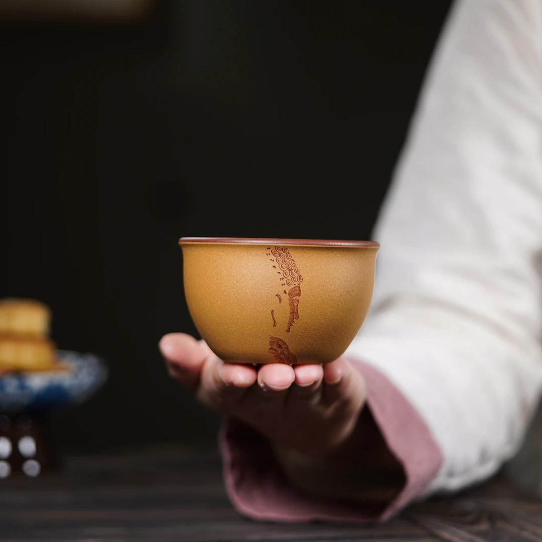 宜兴紫砂 | 九斋微刻心经佛语 双面粉浆全手工紫砂主人杯