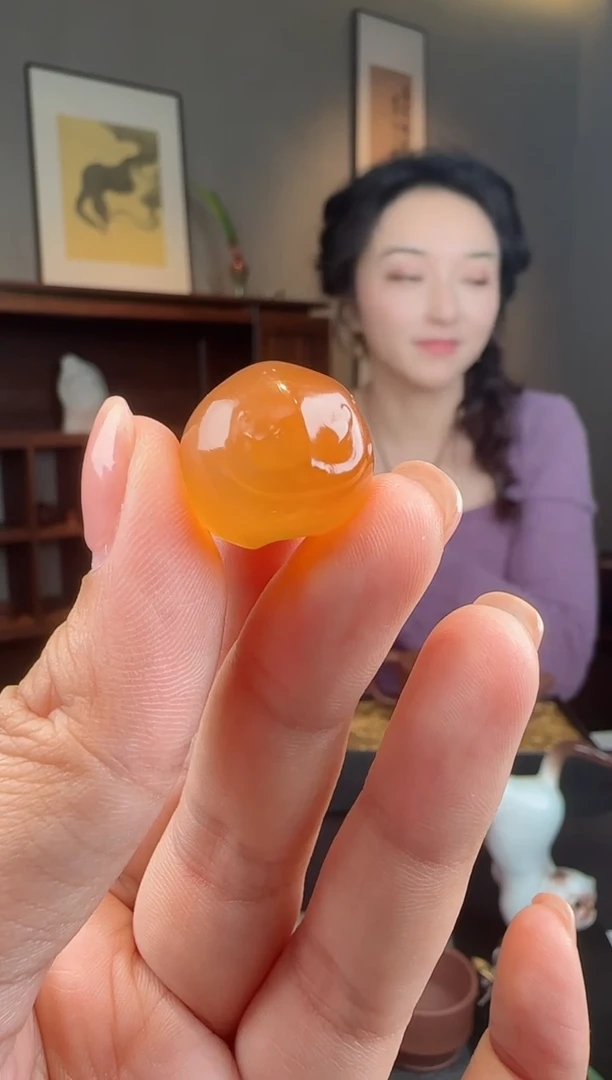 未镶嵌颈饰玛瑙/玉髓小金蟾