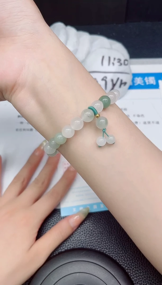 石英质玉手镯未镶嵌手串