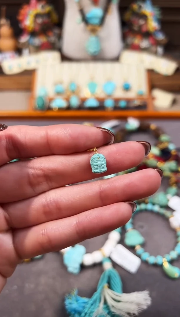 18K金镶嵌绿松石提溜象神