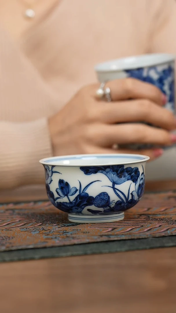 【闪购商品】水造青花 荷塘小景炉式