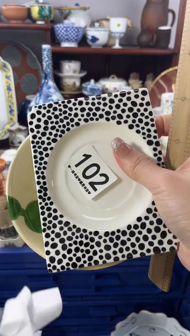 【闪购商品】瓷片102...........