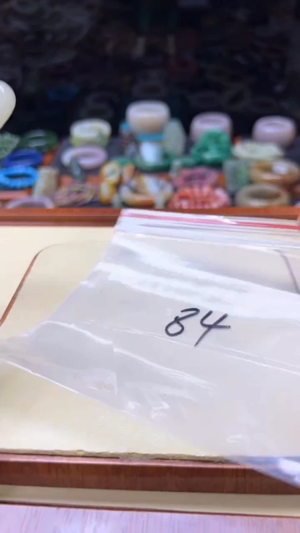 未镶嵌手镯石英质玉无*花084