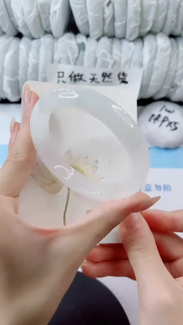 未镶嵌手镯石英质玉多样性发货L203