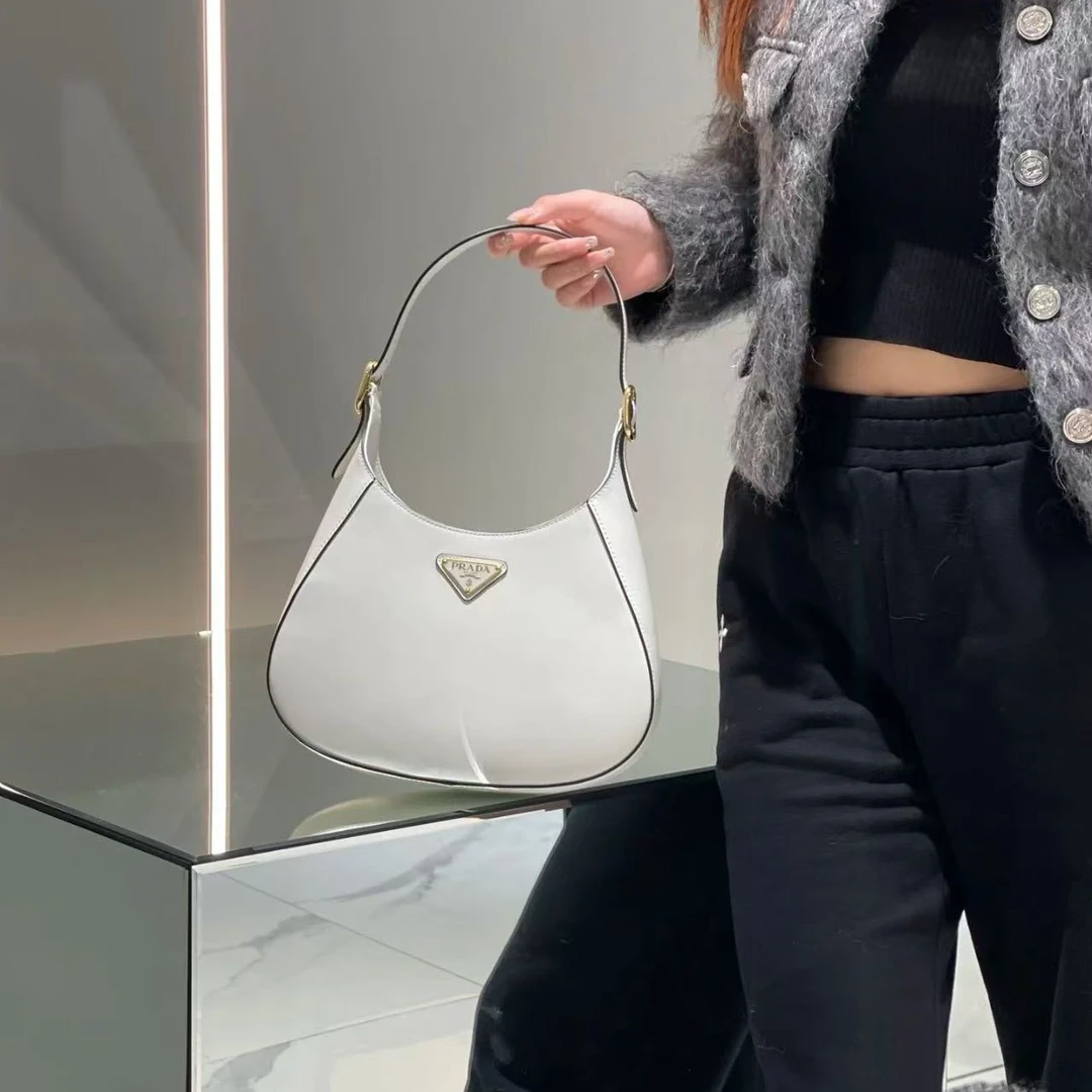 95新 Prada/普拉达 坤球奢选 普拉达cleo hobo单肩包