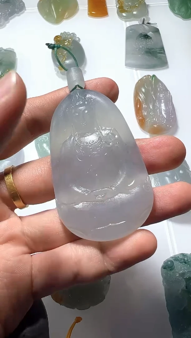 未镶嵌定制翡翠观音