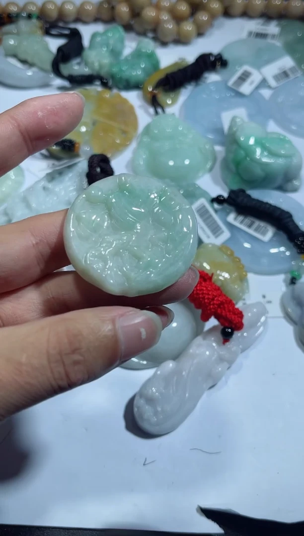 【闪购商品】翡翠吊坠(不含链)未镶嵌00001106