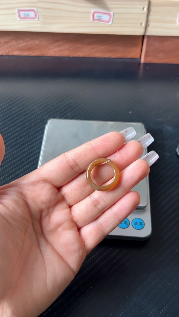 未镶嵌戒圈和田玉若羌微色差戒圈 16+
