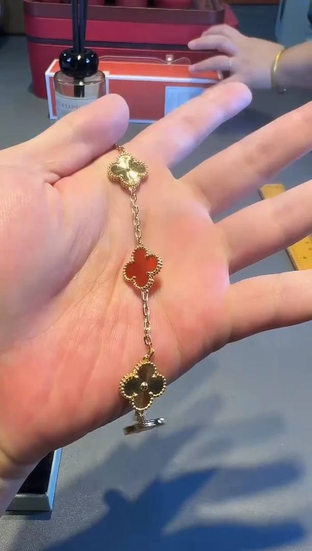 名品折扣名品折扣名品折扣