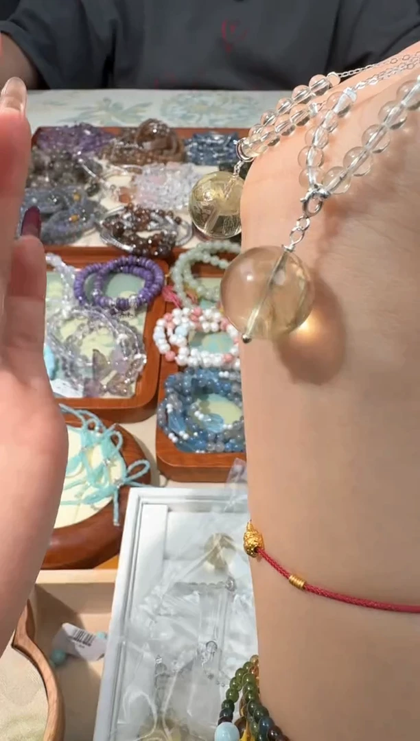 【闪购商品】水晶手链银S925镶嵌Z001黄水单珠微笑项链