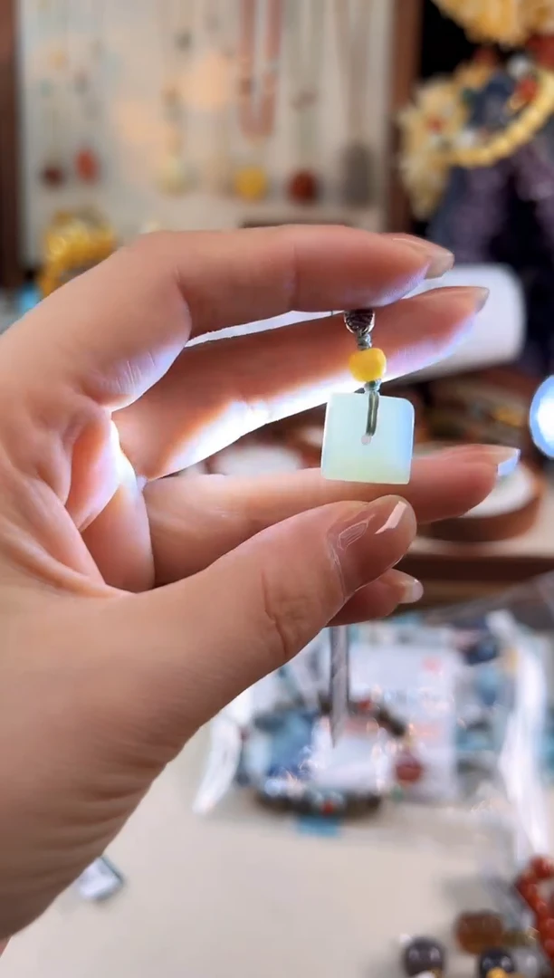 手饰和田玉未镶嵌@@I021D016837