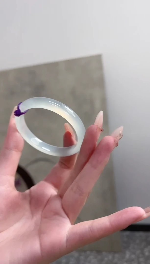 【闪购商品】玛瑙/玉髓手镯未镶嵌53圈 需要包容