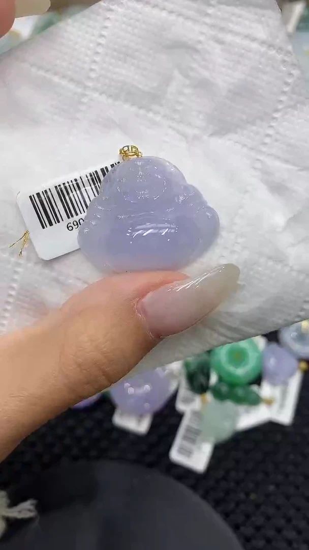 颈饰18K金镶嵌翡翠111111111111