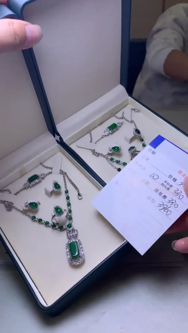 颈饰合金翡翠爱***孩-净货-