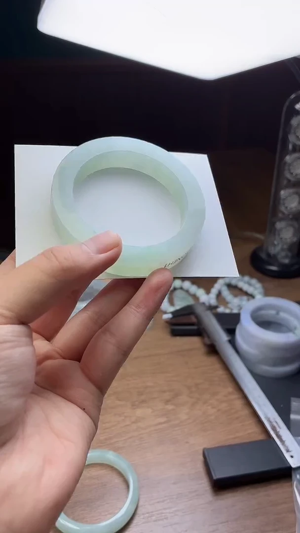 未镶嵌手镯定制翡翠蜗*定制