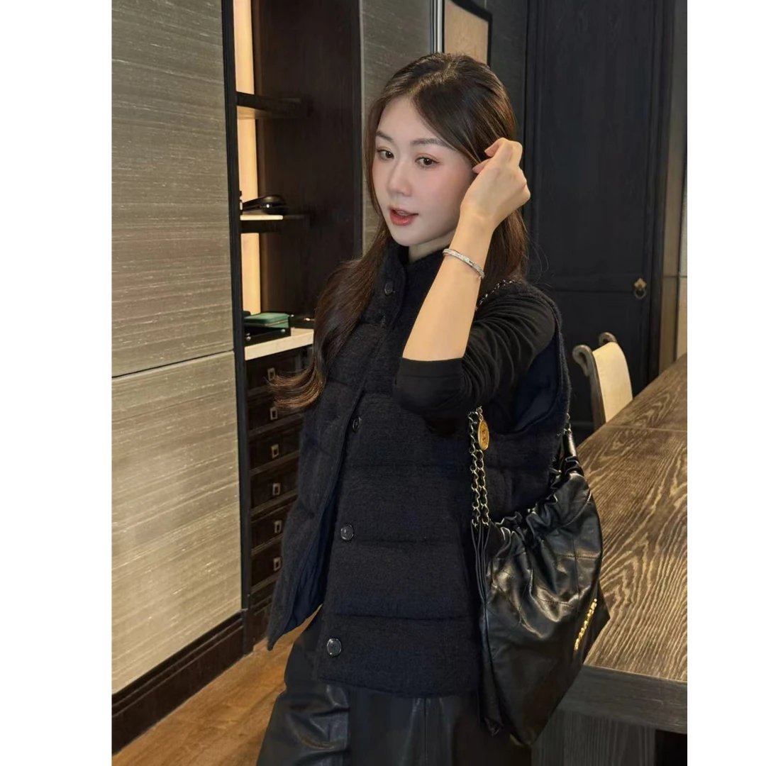 希娜 95白鹅绒加厚立领绵羊毛马海毛两面穿马甲