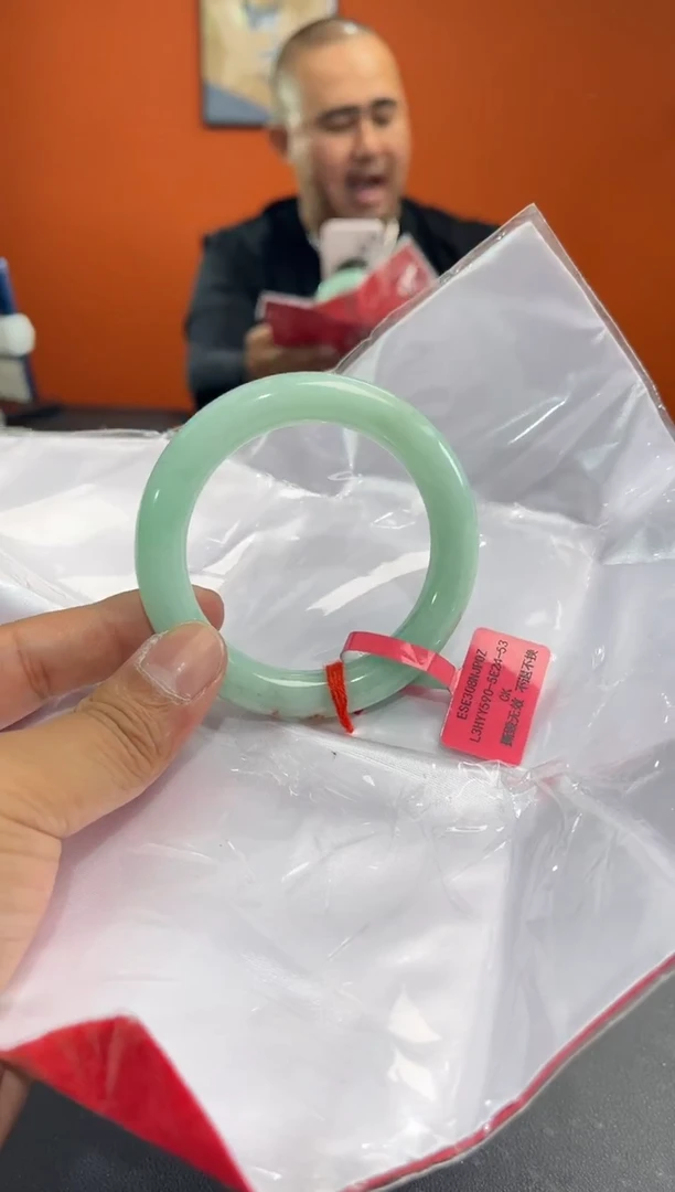 未镶嵌手镯翡翠5