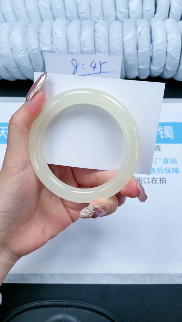 【闪购商品】石英质玉手镯未镶嵌19-58.5