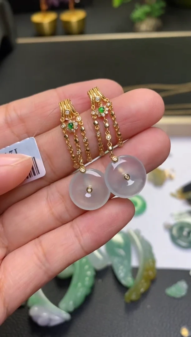 颈饰18K金镶嵌翡翠净货1319