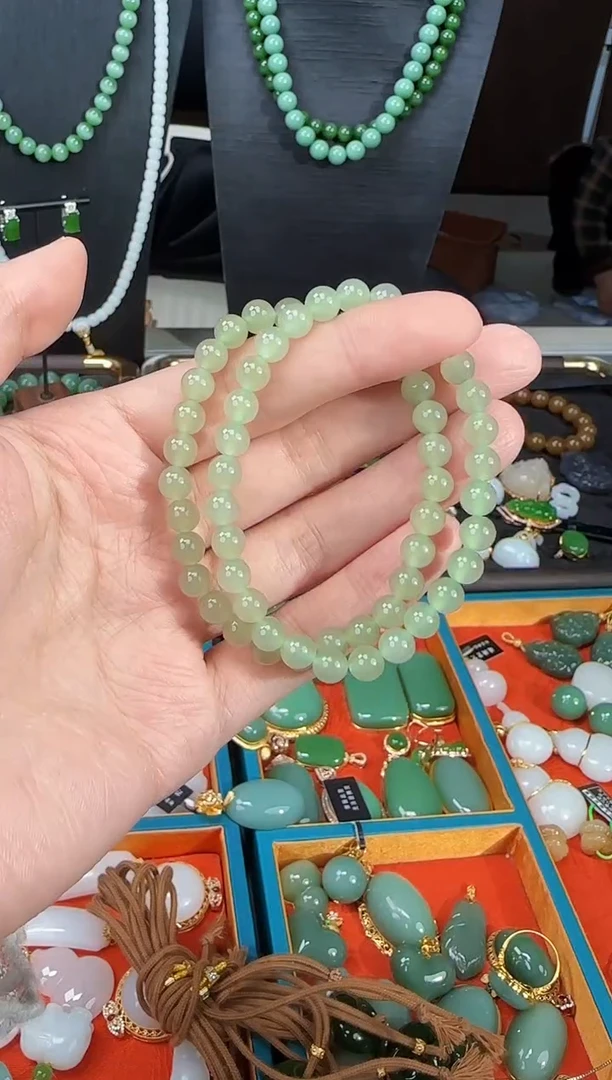 未镶嵌手链和田玉发一个