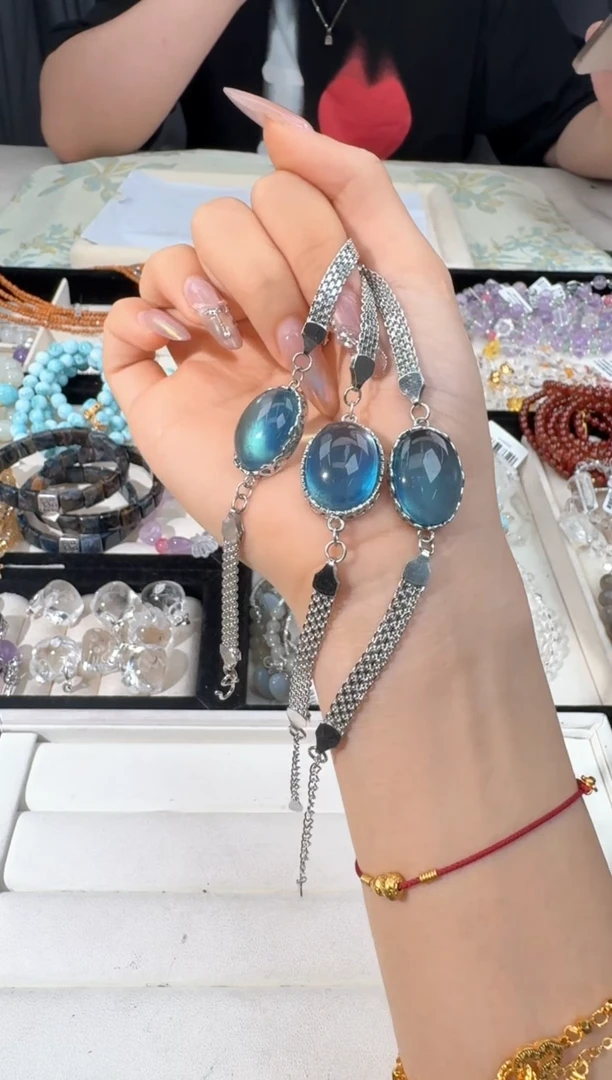 海蓝宝石手链银S925镶嵌拍四发一！P014魔鬼蓝蛋面手链