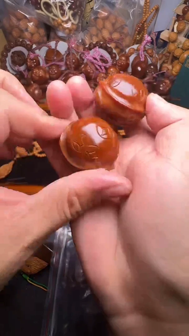 手串橄榄核繁**幕龟壳一对