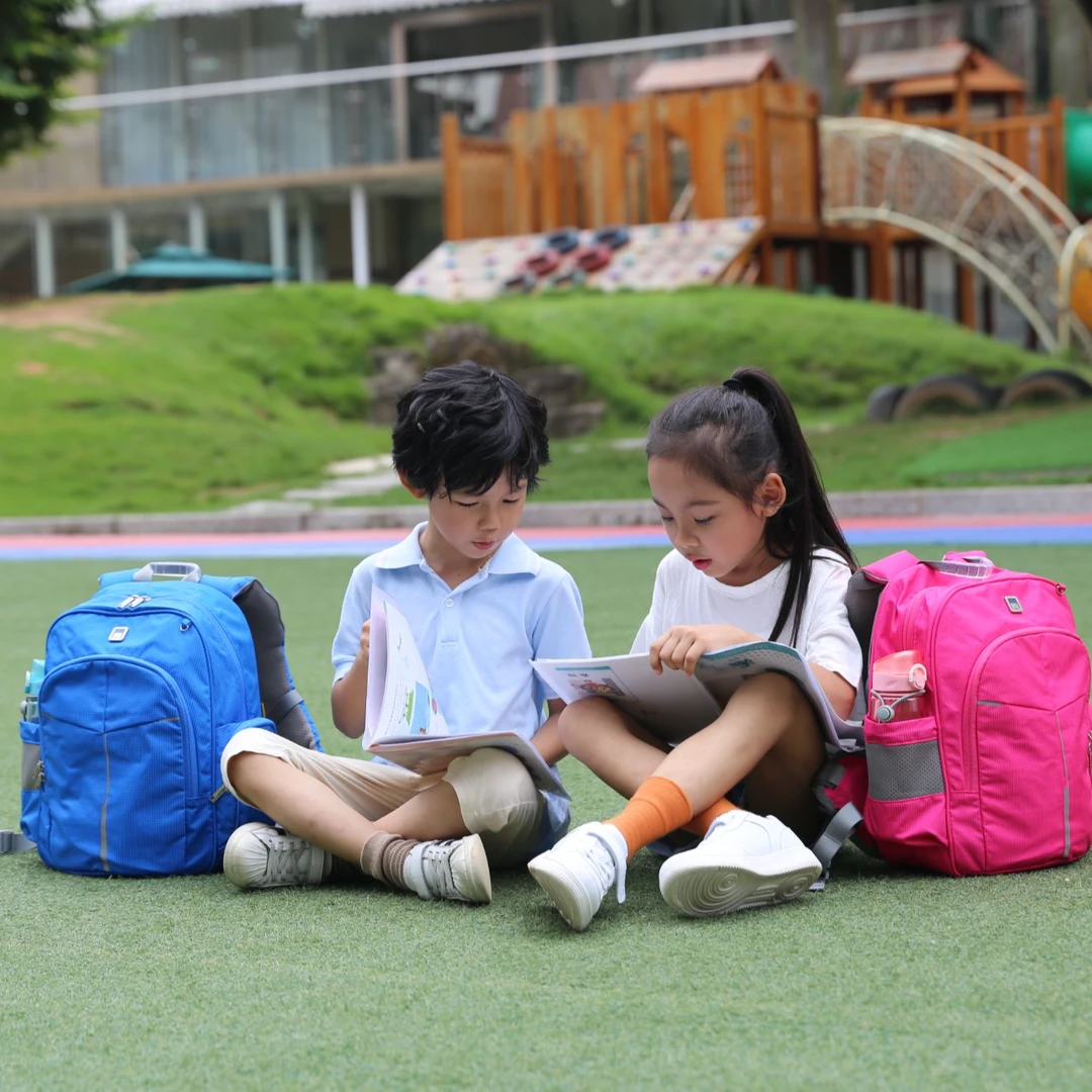 letopo乐同金刚3.0护脊减负书包（随机赠送彩虹笔袋一个）