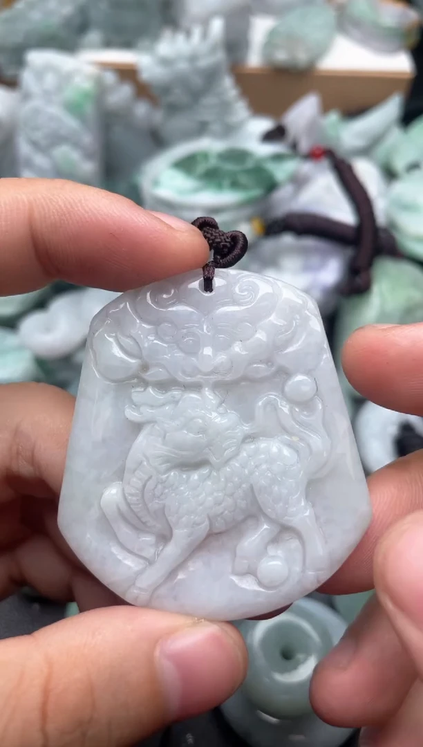吊坠(不含链)未镶嵌翡翠1