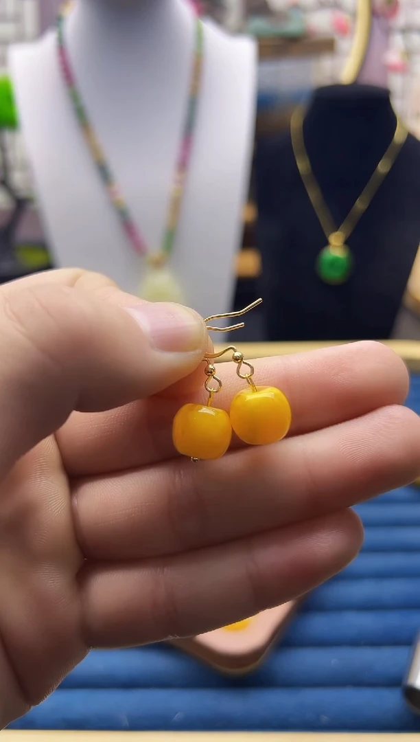 【闪购商品】蜜蜡耳饰14K金镶嵌E01
