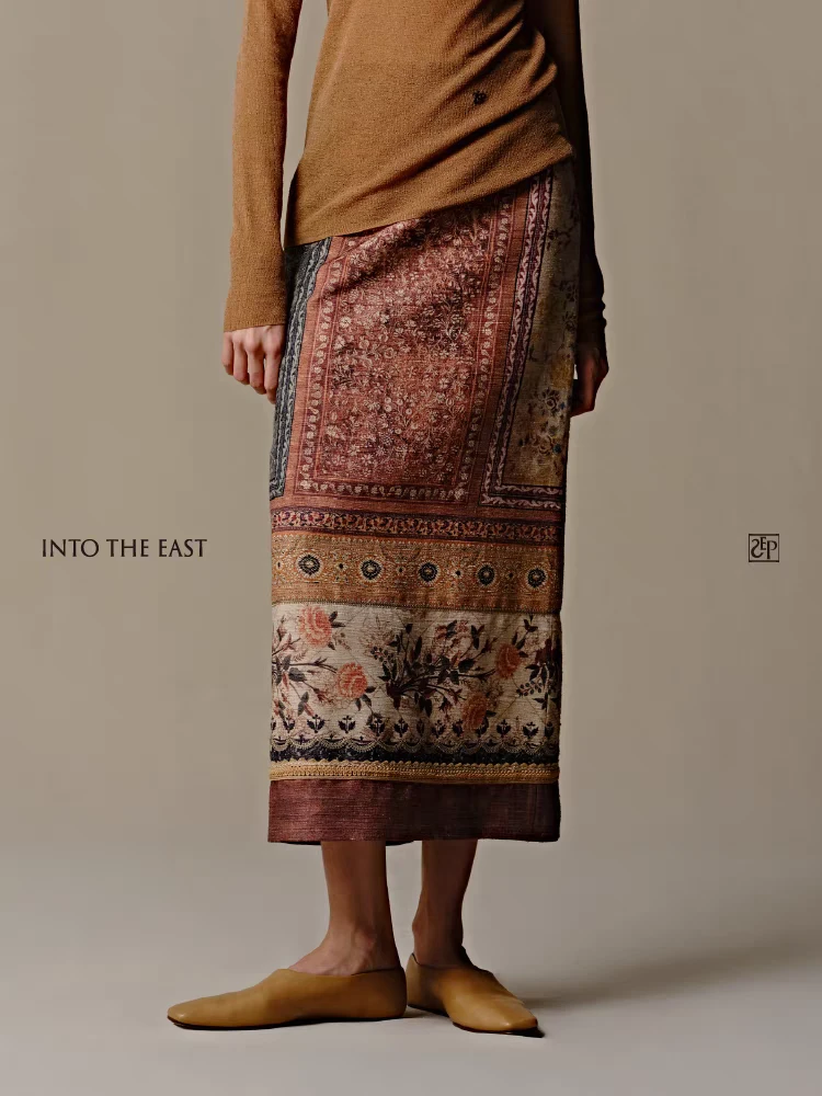 Into The East柞蚕丝印花直筒裙