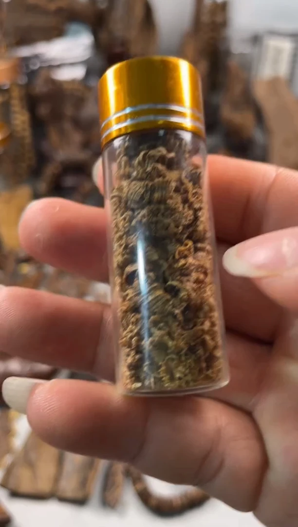 沉香碎屑沉香  越南芽庄    越南芽庄