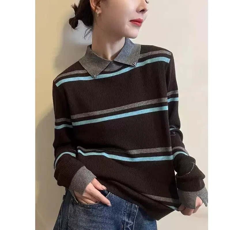 拉夏贝尔复古条纹风翻领针织衫女秋长袖撞色毛衣袖口开叉百搭上衣