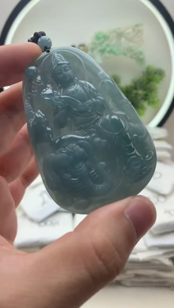 颈饰未镶嵌翡翠普贤