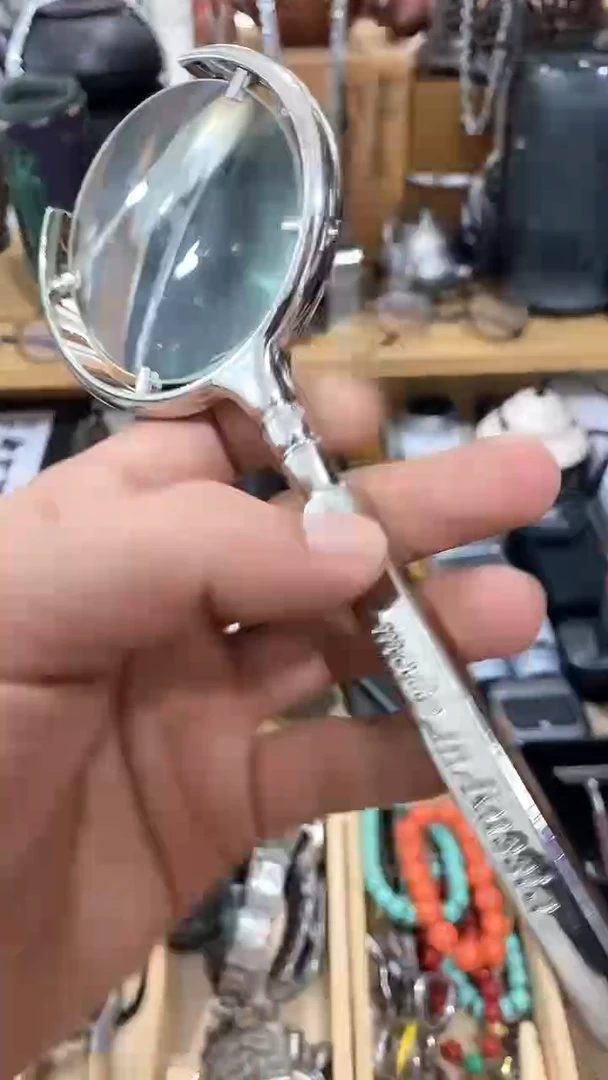 瓷片闪购商品  如图所示