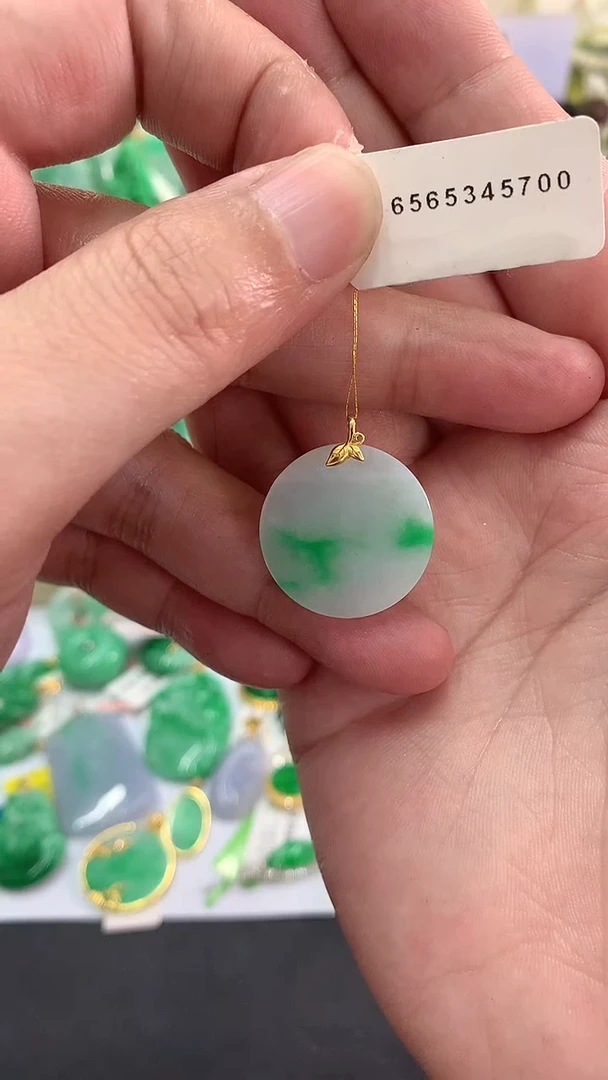 翡翠18K金镶嵌吊坠(不含链)挂件