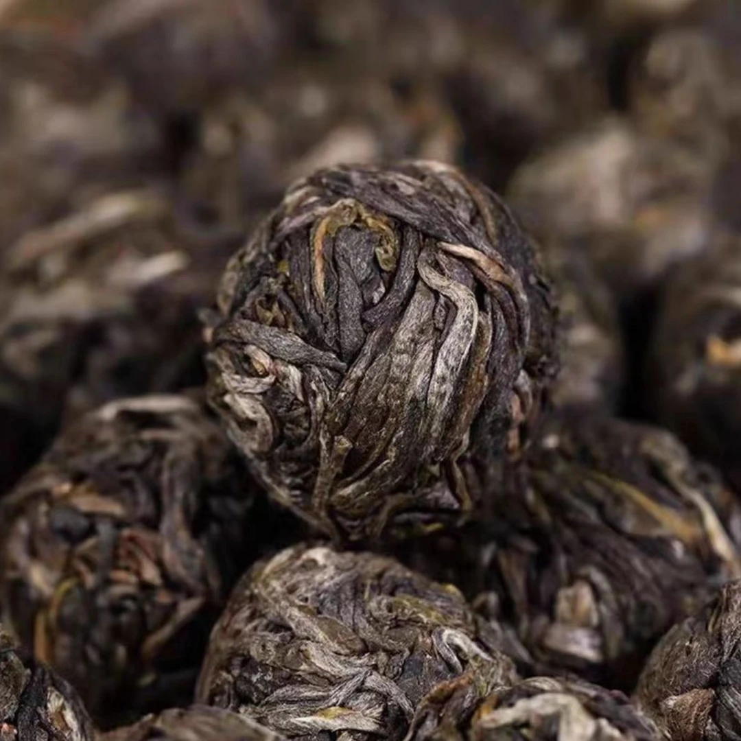 【凌顶御品】 2018年薄荷塘一类单株 普洱茶生茶龙珠8g/颗