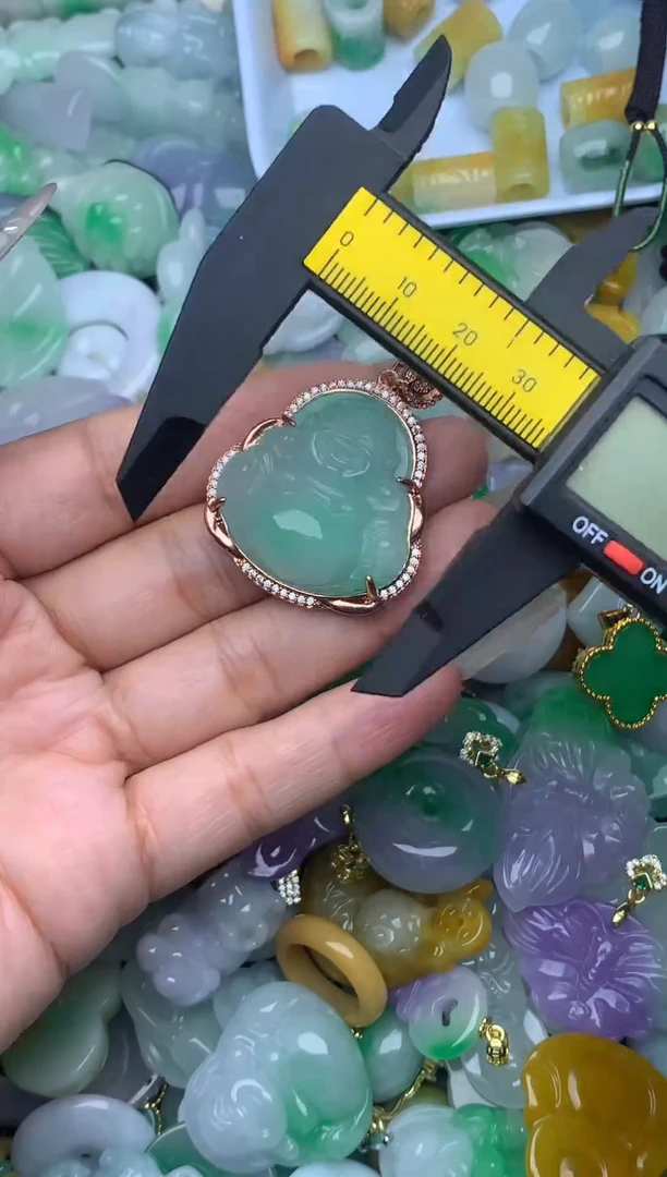 翡翠未镶嵌颈饰天然缅甸翡翠吊坠