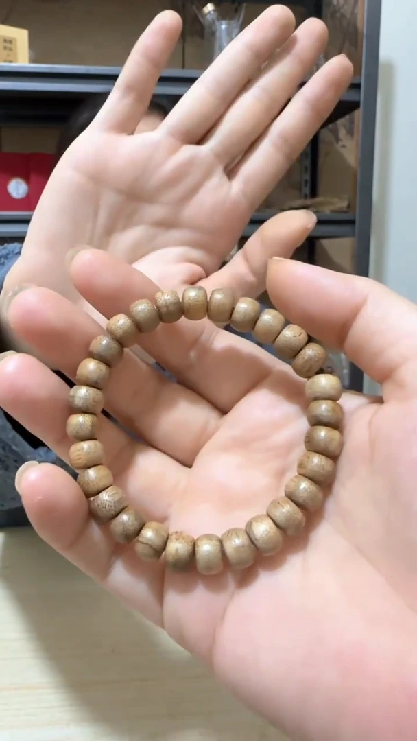 【闪购商品】沉香手串马来西亚西马鼓珠手串多样性发一条