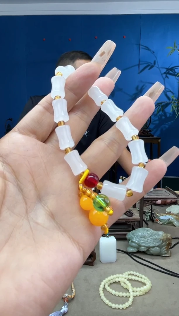 和田玉未镶嵌颈饰1